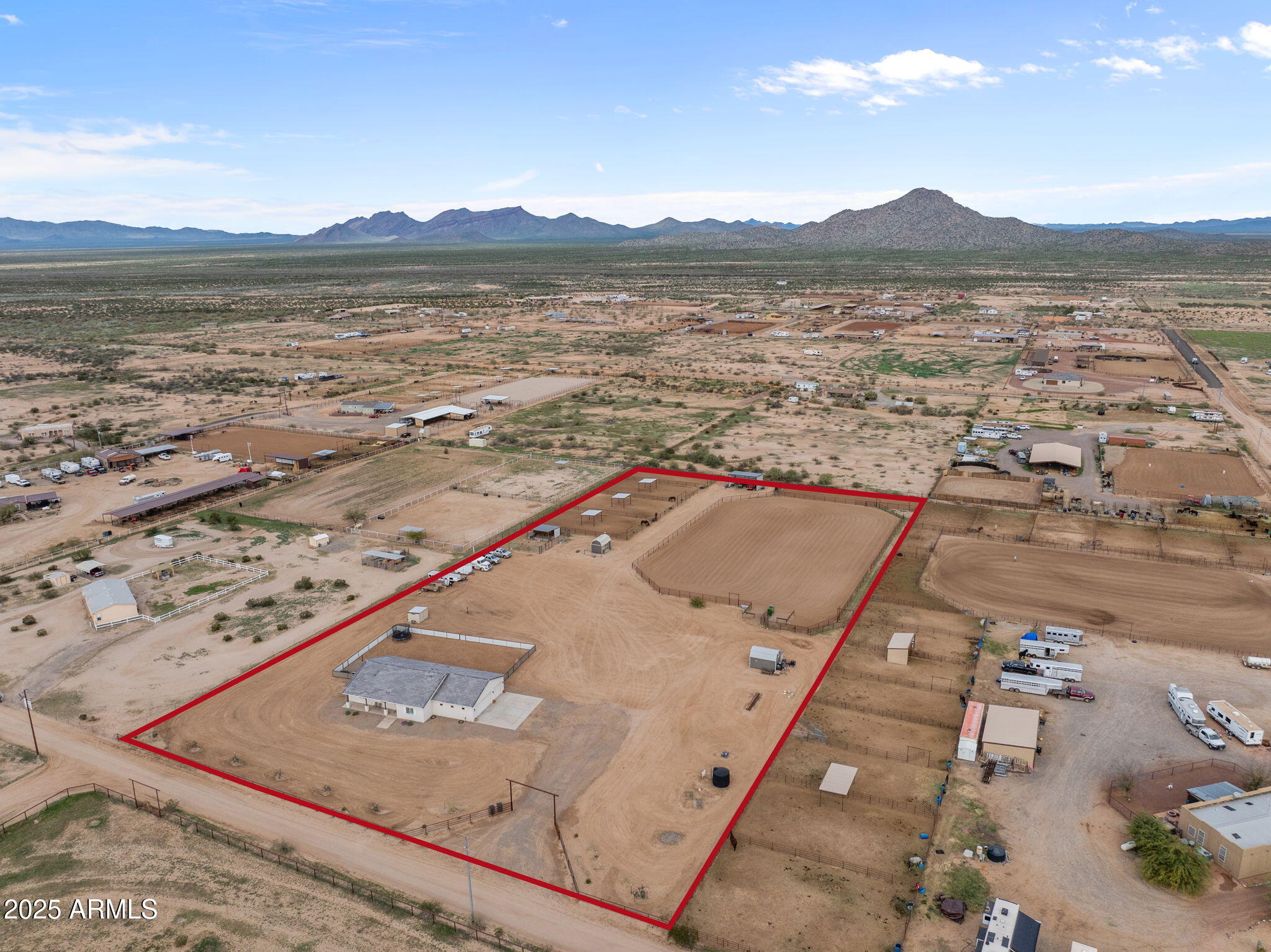 46130 West Trotter Road Wickenburg, AZ 85390 - Photo 5 of 55 a view of an ocean and mountain