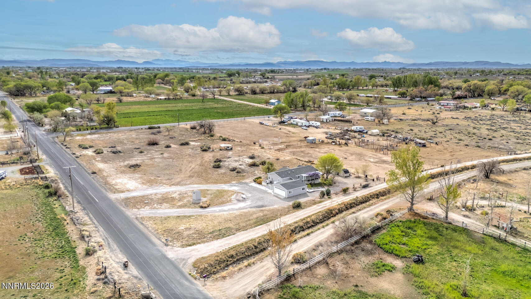 4141 Schindler Road Fallon, NV 89406 - Photo 4 of 25 a view of a city