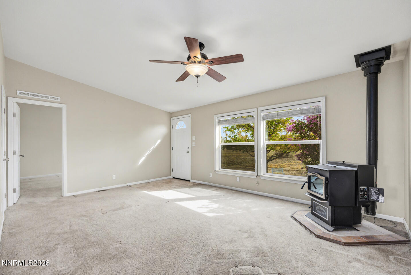 4141 Schindler Road Fallon, NV 89406 - Photo 5 of 25 a view of workspace with a window