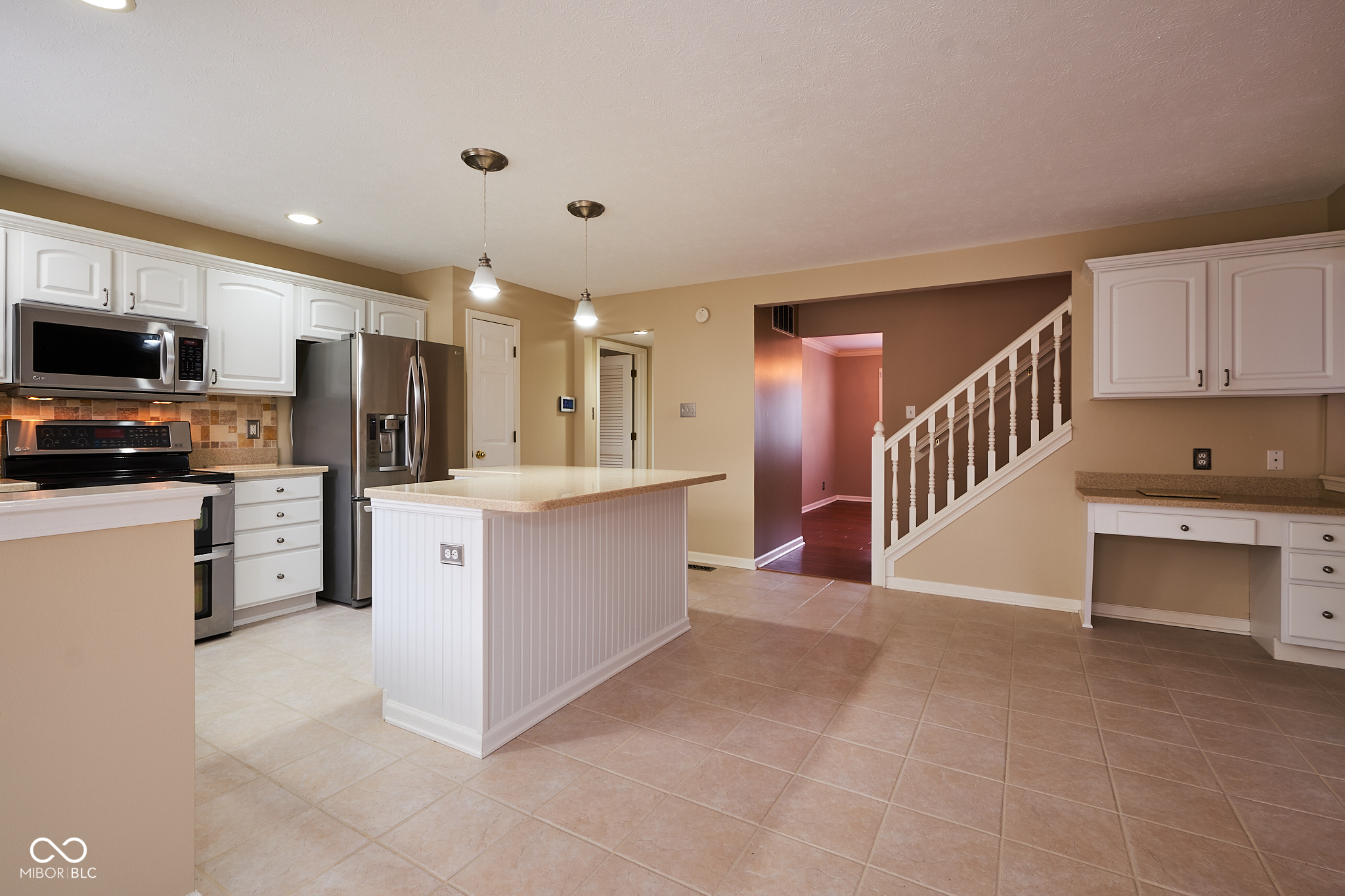 11181 Ridgewater Circle Fishers, IN 46037 - Photo 4 of 41 Gallery Image 4