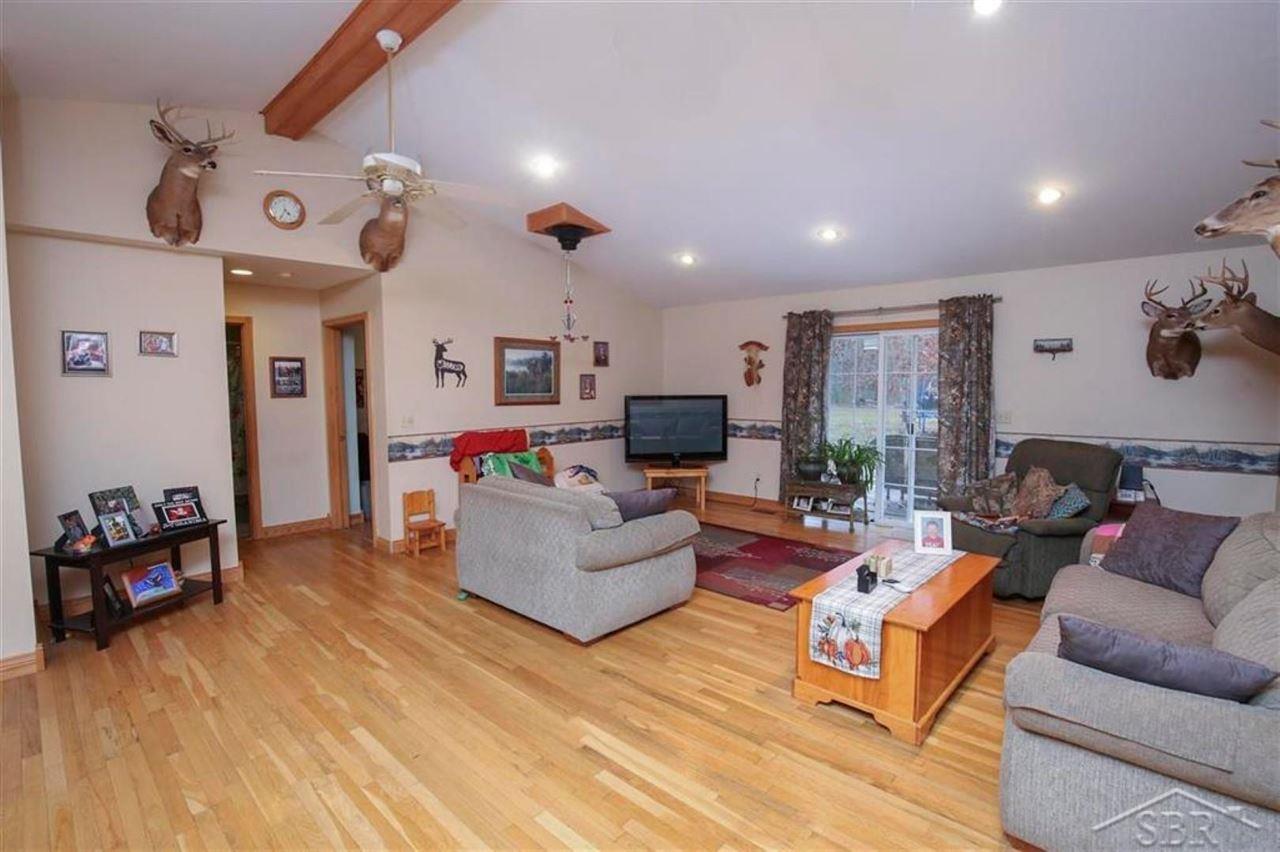 1787 Long Road Beaverton, MI 48612 - Photo 8 of 35