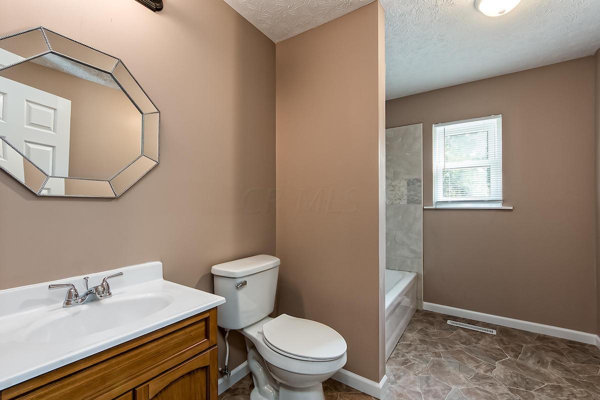 1580 South Hamilton Road Columbus, OH 43227 - Photo 11 of 21 Gallery Image 11