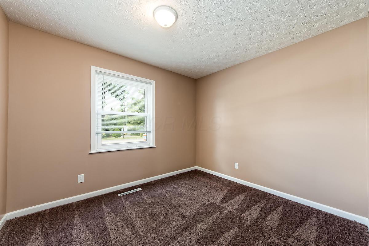 1580 South Hamilton Road Columbus, OH 43227 - Photo 12 of 21 Gallery Image 12
