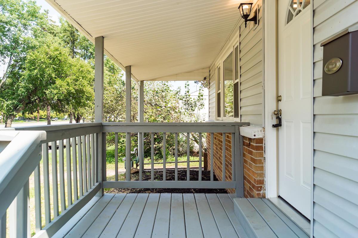 1580 South Hamilton Road Columbus, OH 43227 - Photo 2 of 21 Gallery Image 2