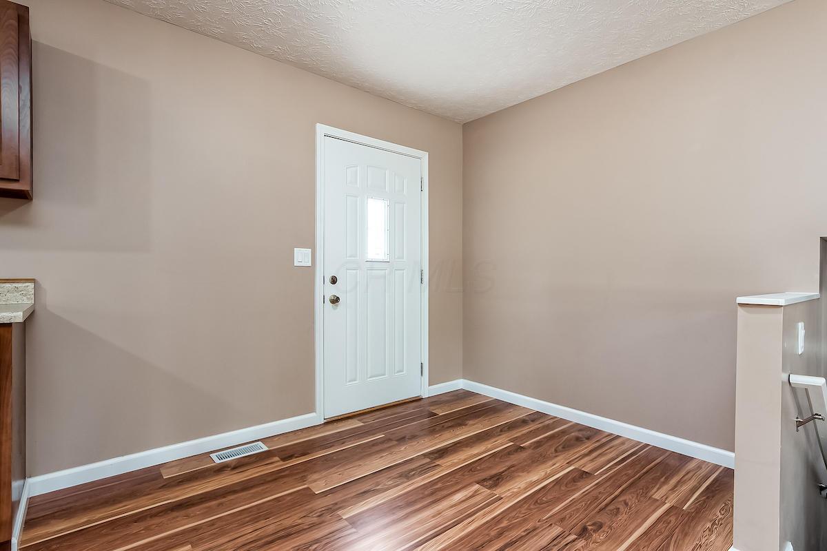 1580 South Hamilton Road Columbus, OH 43227 - Photo 8 of 21 Gallery Image 8