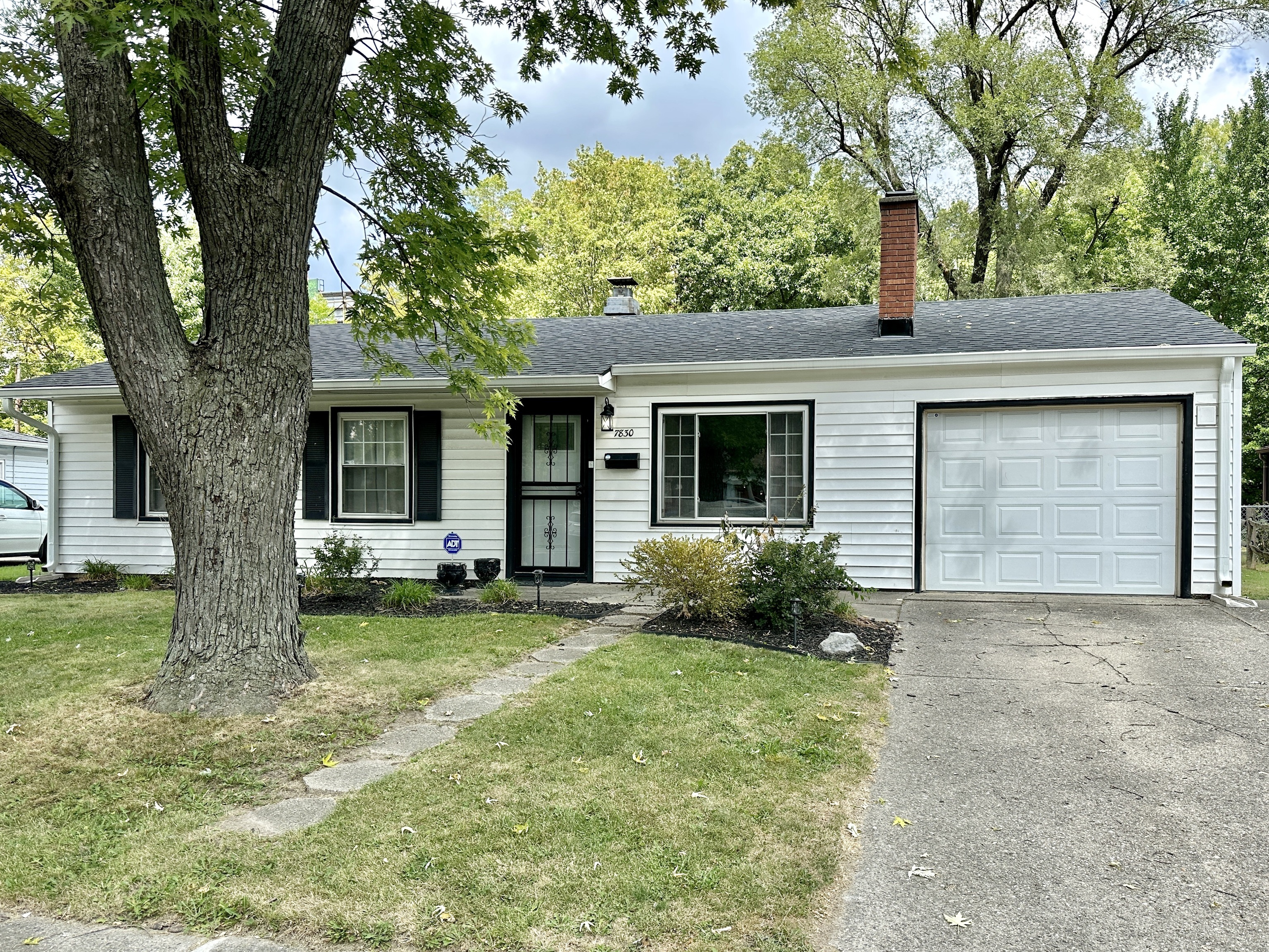 7830 Brennan Road Indianapolis, IN 46219 - Photo 1 of 28 Gallery Image 1