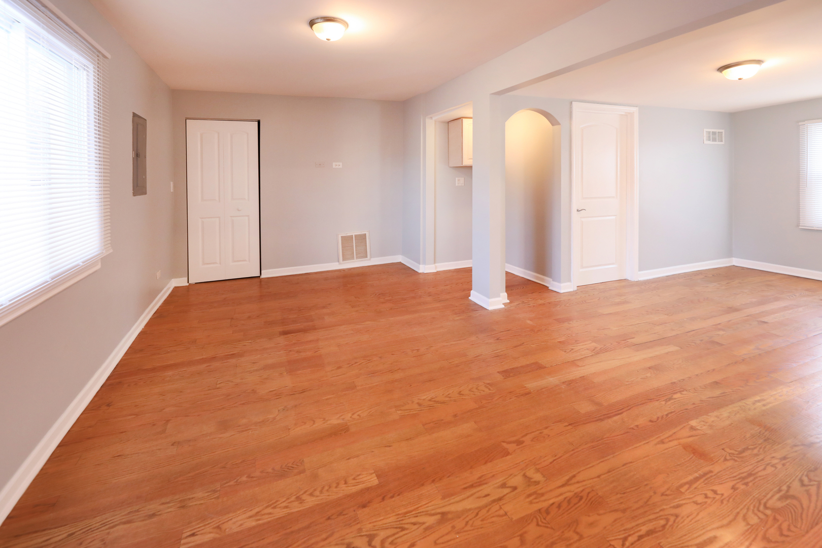 2015 Greenview Road Northbrook, IL 60062 - Photo 8 of 17 a view of empty room with window