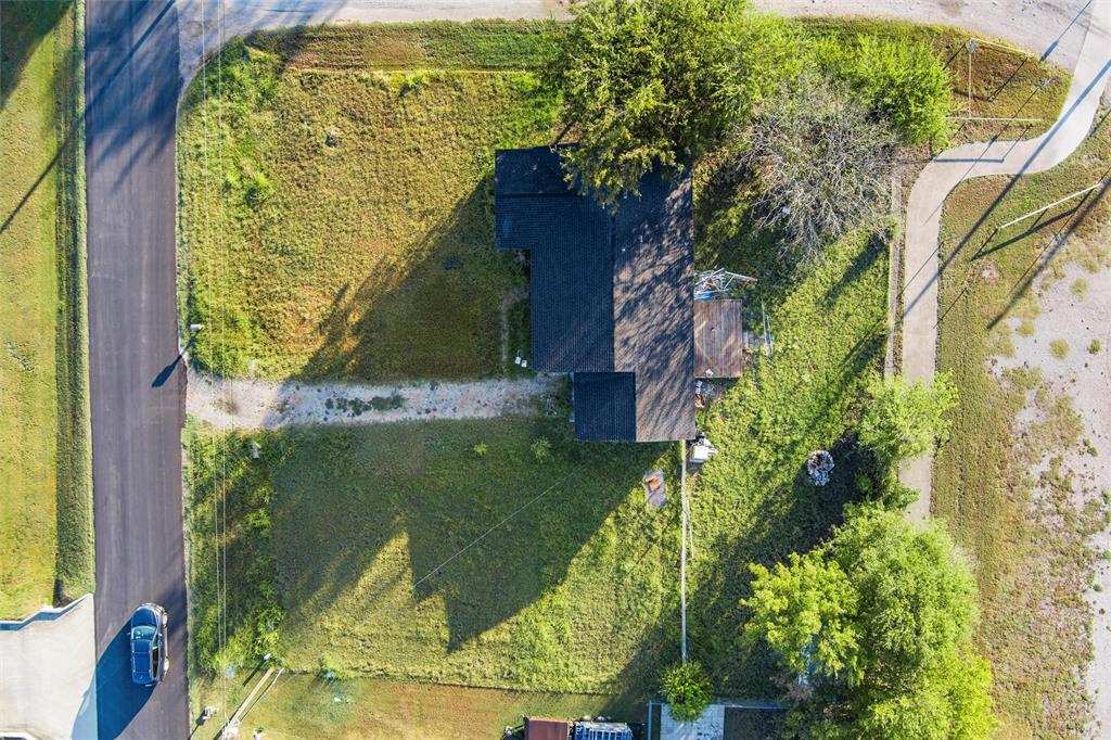 100 West Dilworth Road Italy, TX 76651 - Photo 32 of 38 an aerial view of a residential houses with outdoor space