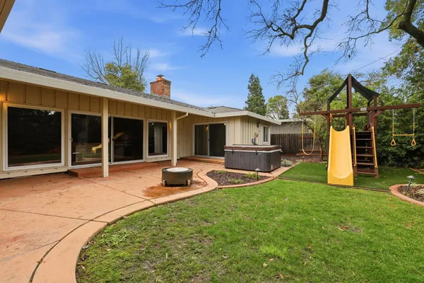$1,135,000 | 1236 Jacob Lane, Carmichael, CA 95608