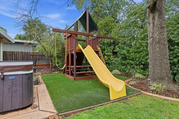 $1,135,000 | 1236 Jacob Lane, Carmichael, CA 95608