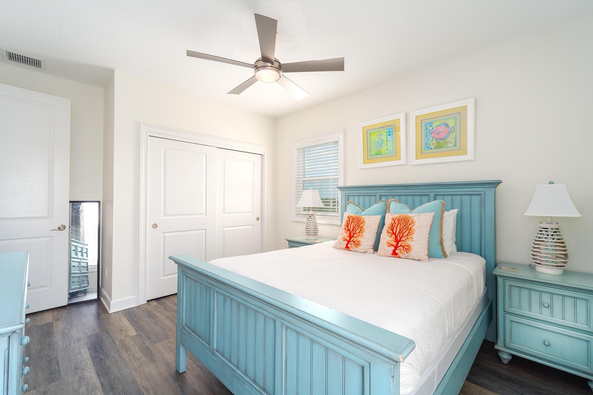 217 Sombrero Beach Road, Unit 1 & 2 Marathon, FL 33050 - Photo 45 of 67 2nd Floor Front Bedroom