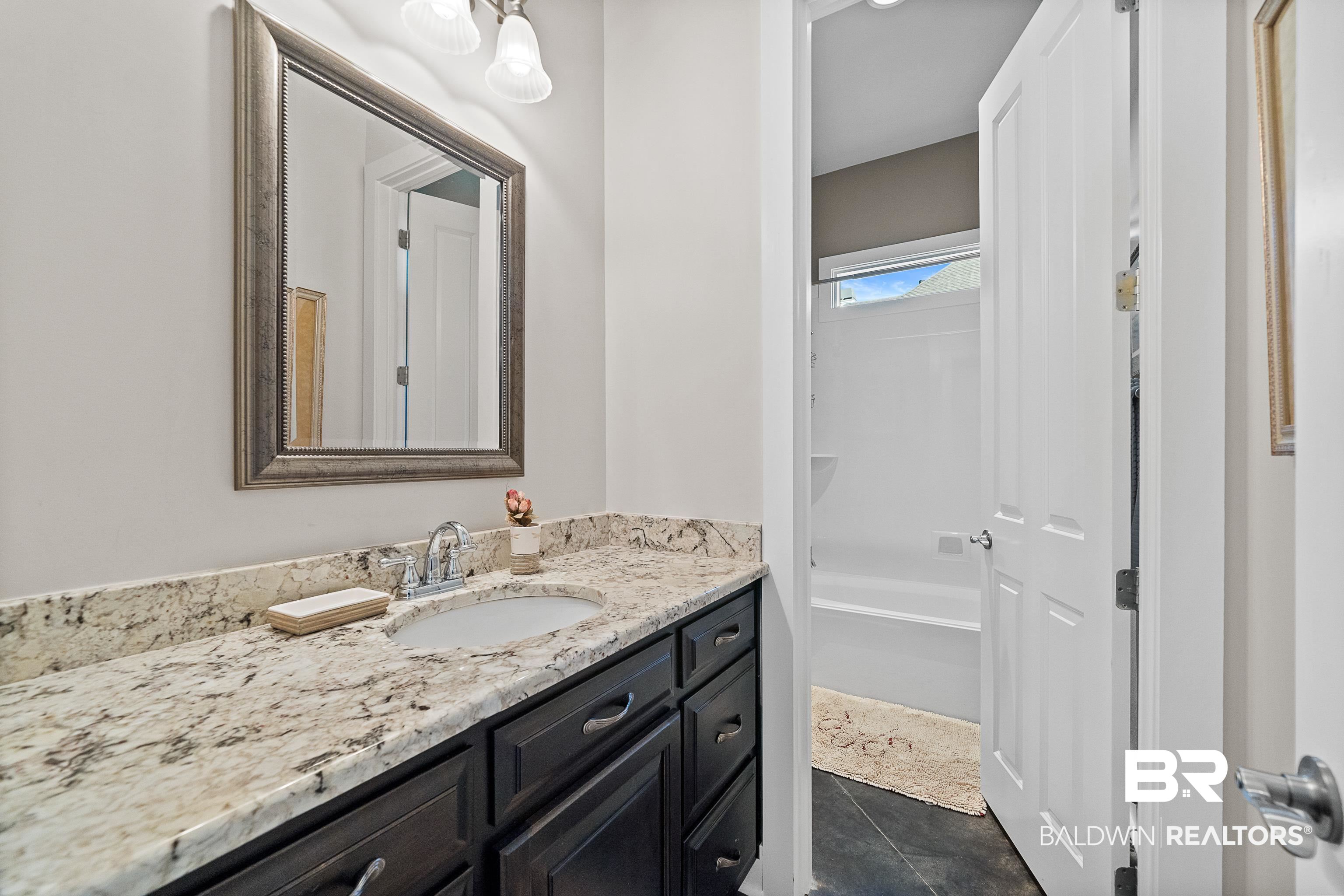 585 Falling Water Boulevard Fairhope, AL 36532 - Photo 26 of 67 Jack and Jill Bath