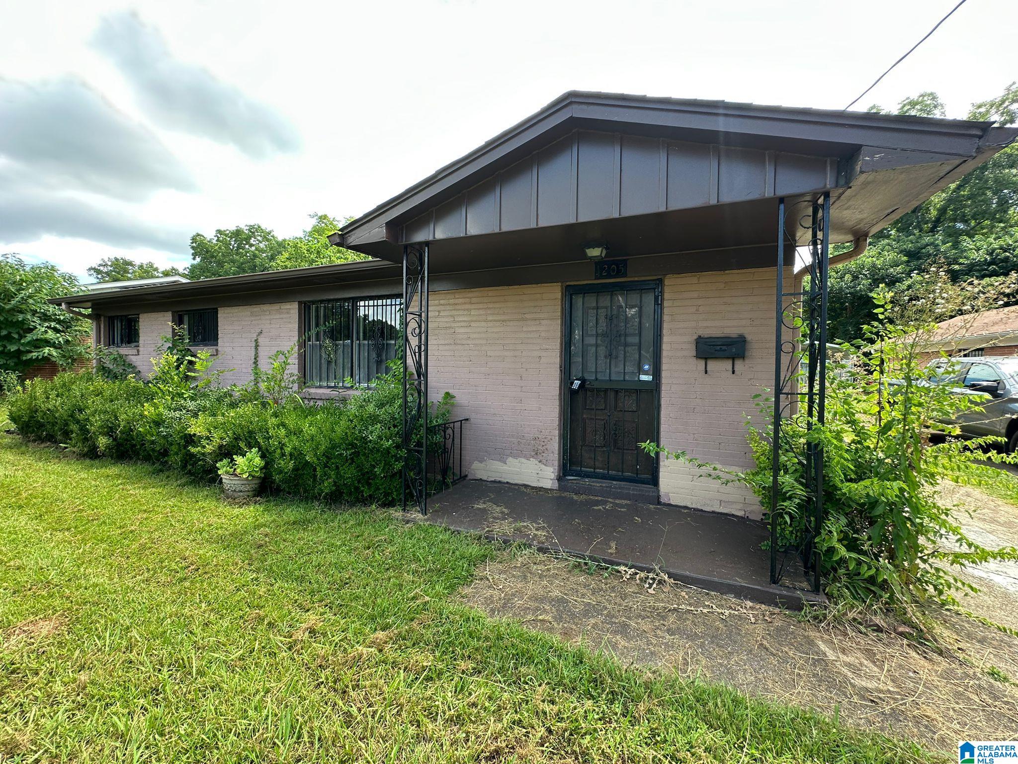 1205 31st Street Southwest Birmingham, AL 35211 - Photo 1 of 17