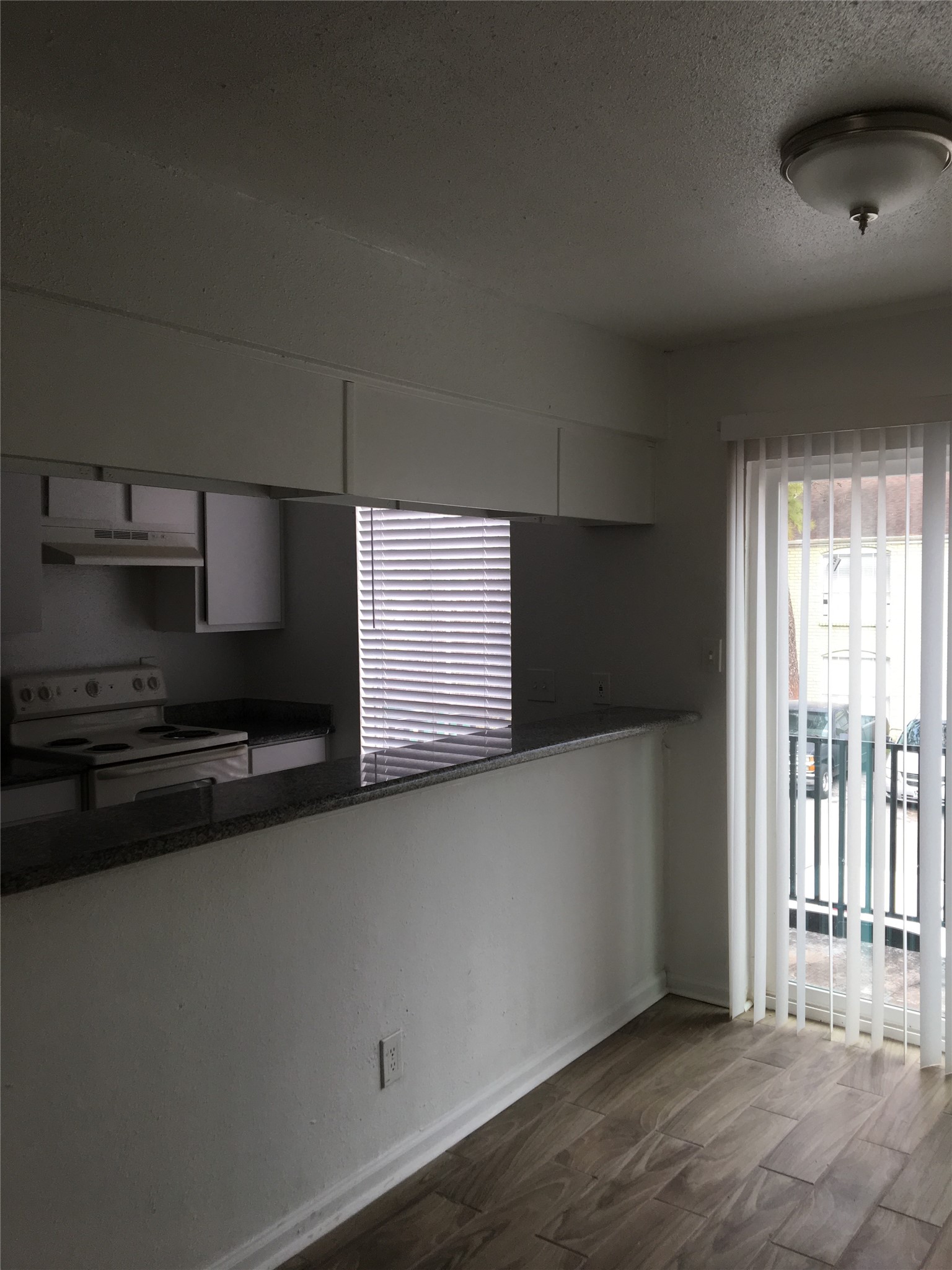 6200 West Tidwell Road, Unit 802 Houston, TX 77092 - Photo 4 of 8