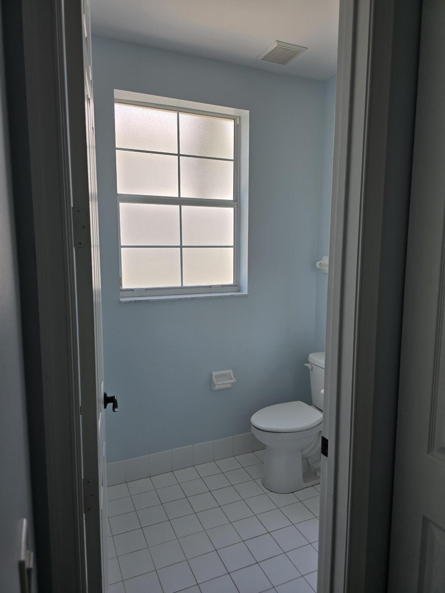4261 East Main Street Jupiter, FL 33458 - Photo 22 of 29 20260608_130500