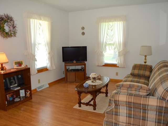 1825 River Road Warren, PA 16365 - Photo 4 of 21 Gallery Image 4