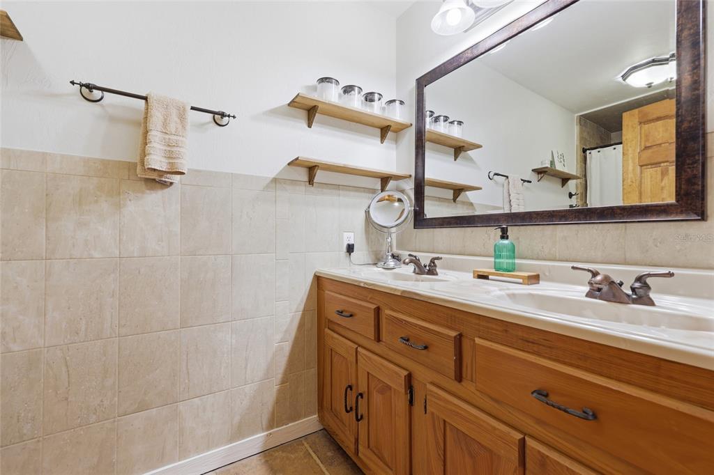 11131 Northeast 35th Street Bronson, FL 32621 - Photo 77 of 99