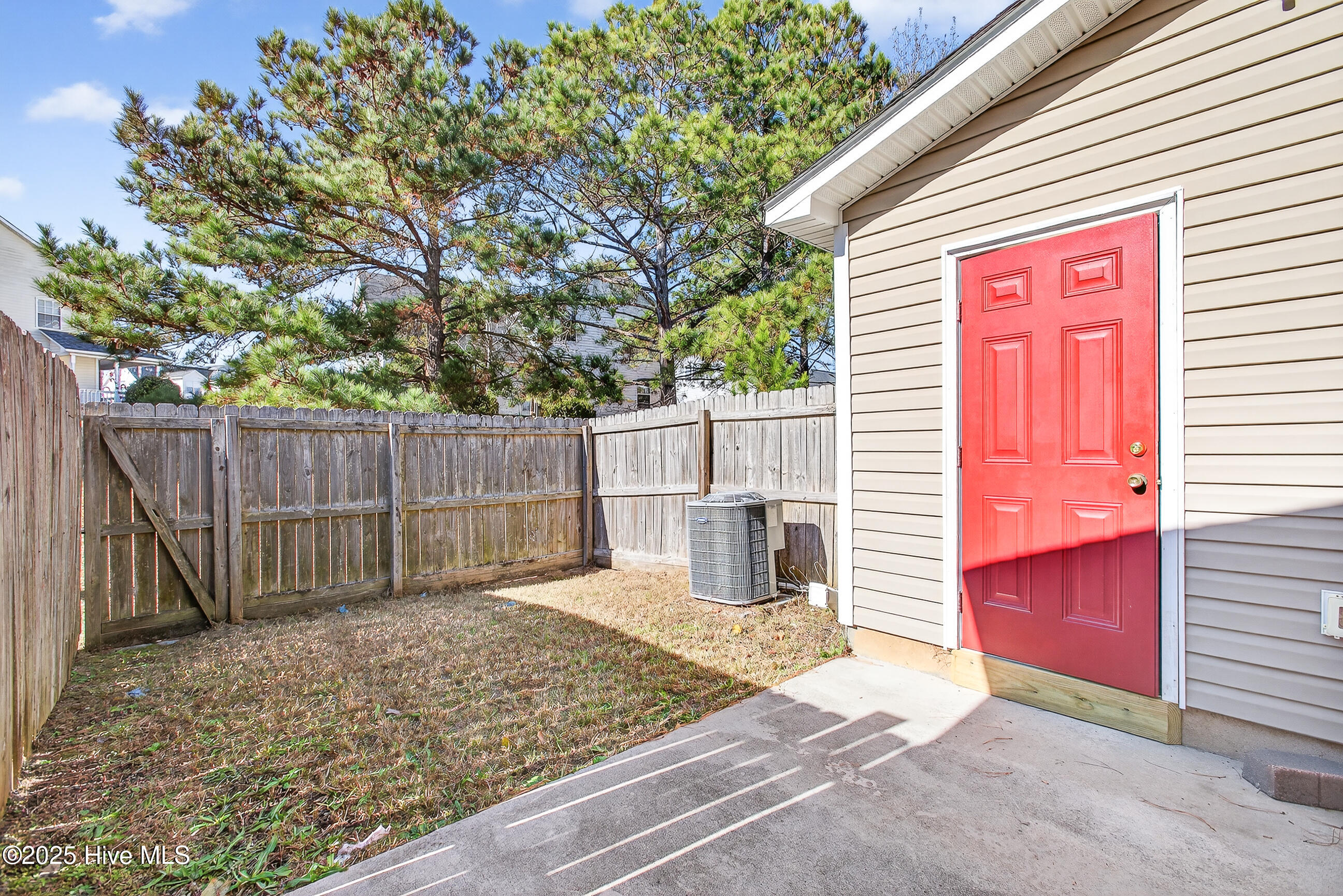 503 Timberlake Trail Jacksonville, NC 28546 - Photo 19 of 22 20