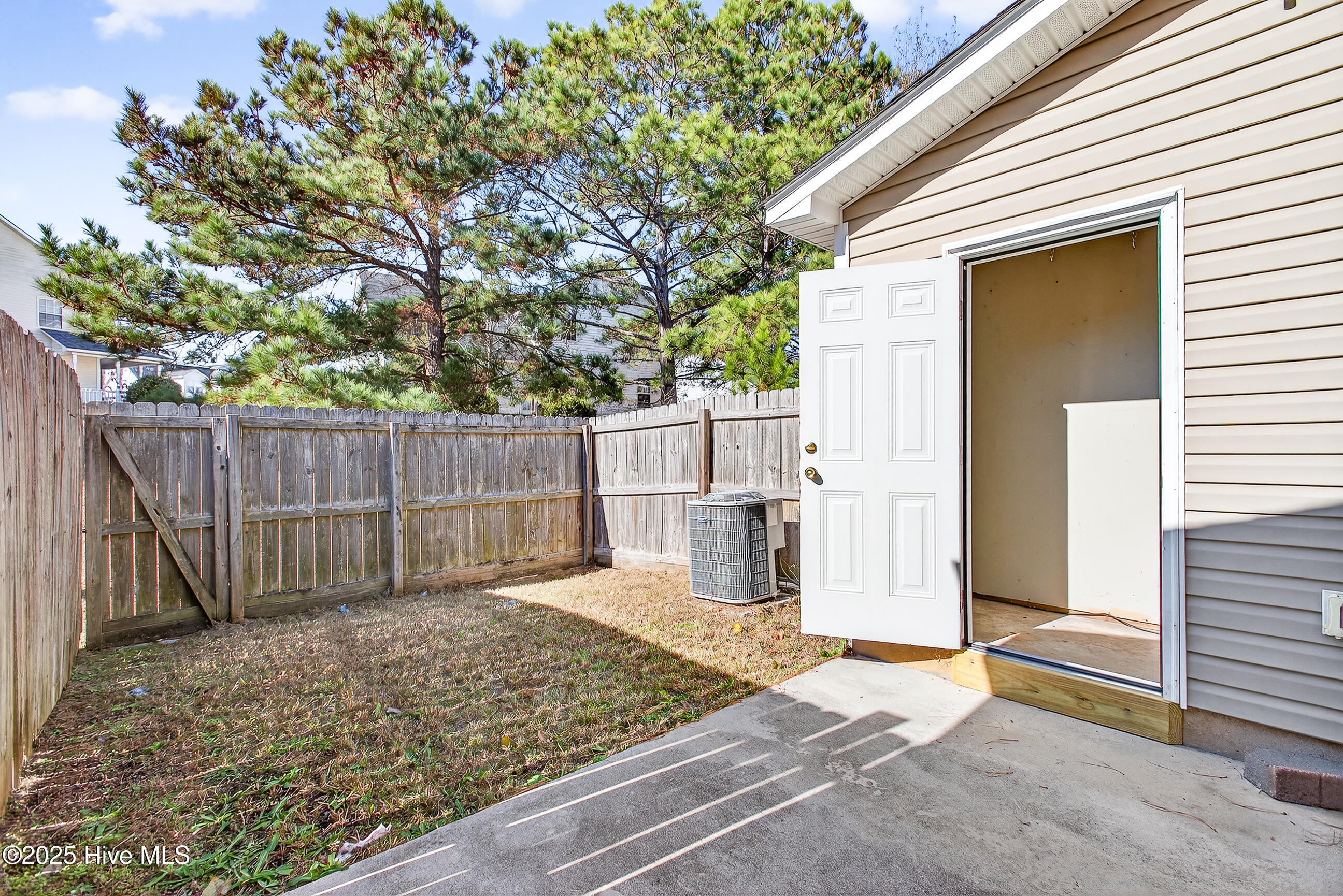 503 Timberlake Trail Jacksonville, NC 28546 - Photo 20 of 22 21