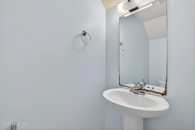 $170,000 | 503 Timberlake Trail, Jacksonville, NC 28546