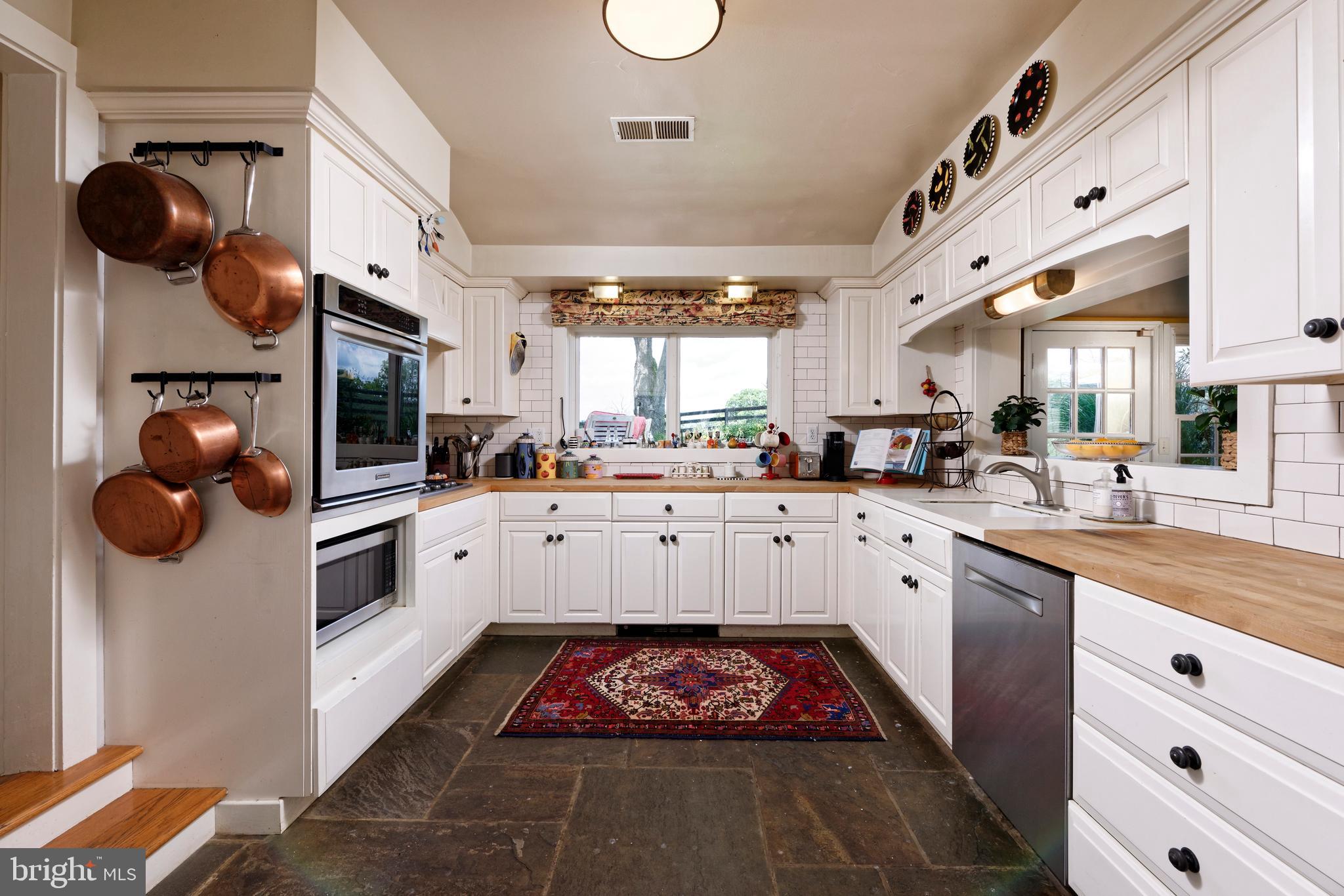 22780 Foxcroft Road Middleburg, VA 20117 - Photo 12 of 41 Kitchen has high-end stainless appliances