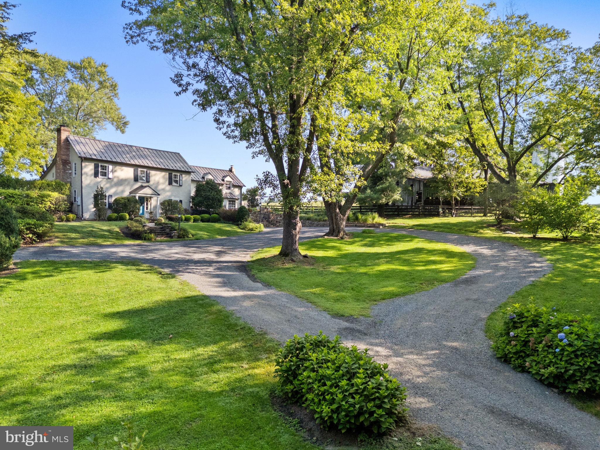 22780 Foxcroft Road Middleburg, VA 20117 - Photo 40 of 41 View of circular driveway dotted w/mature trees