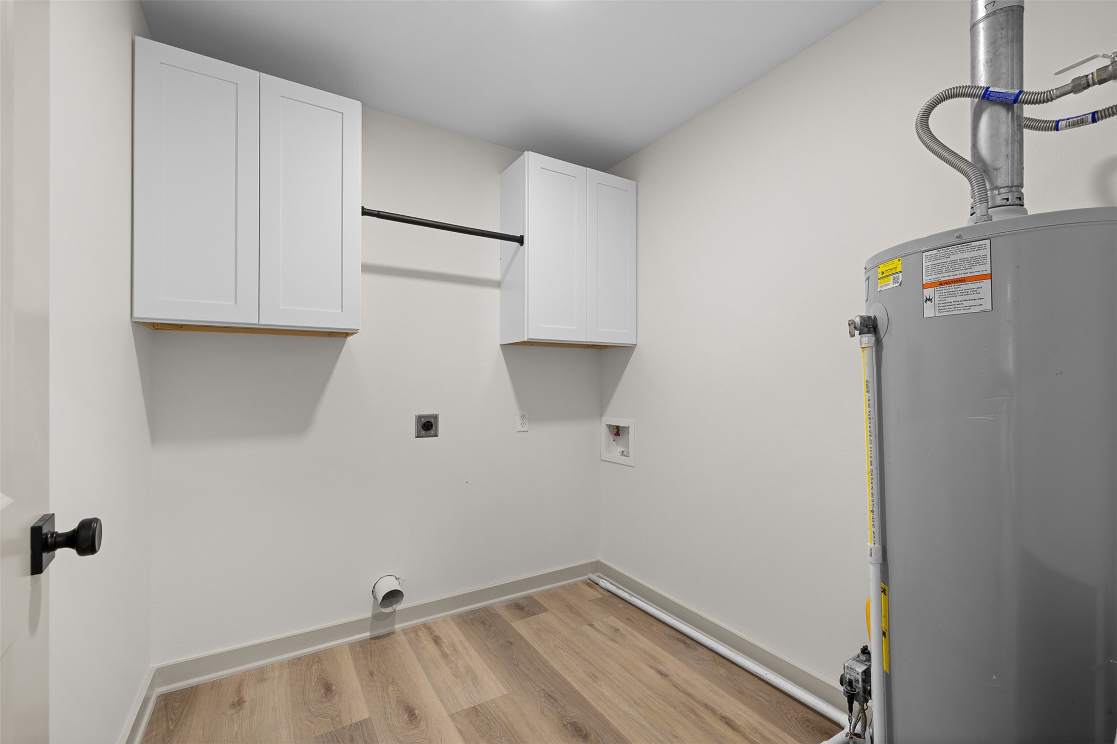 911 Eilers Street Schulenburg, TX 78956 - Photo 19 of 22 a view of storage and utility room with closet