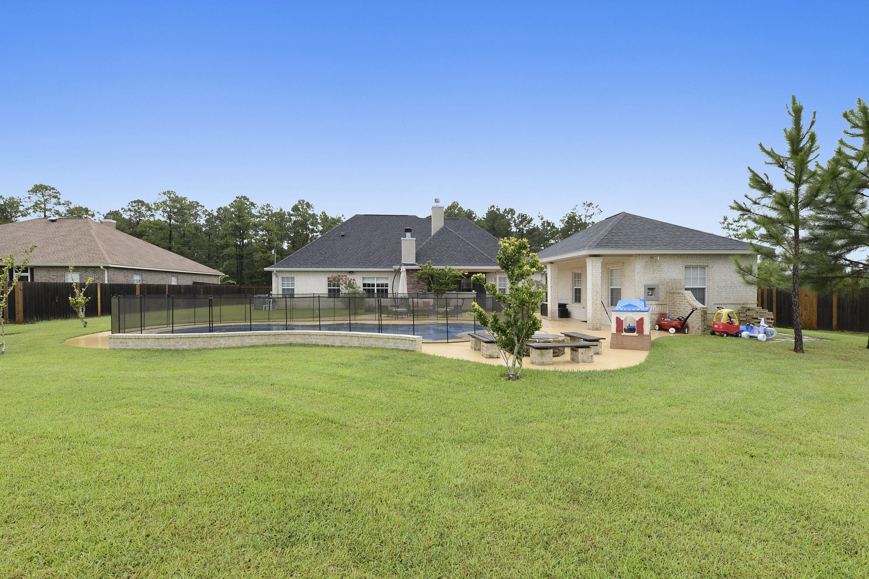 14200 Deneen Road Ocean Springs, MS 39565 - Photo 46 of 47 048