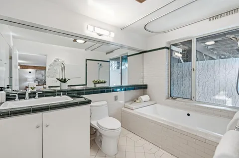 $2,100,000 | 80 Dawnview Way, San Francisco, CA 94131