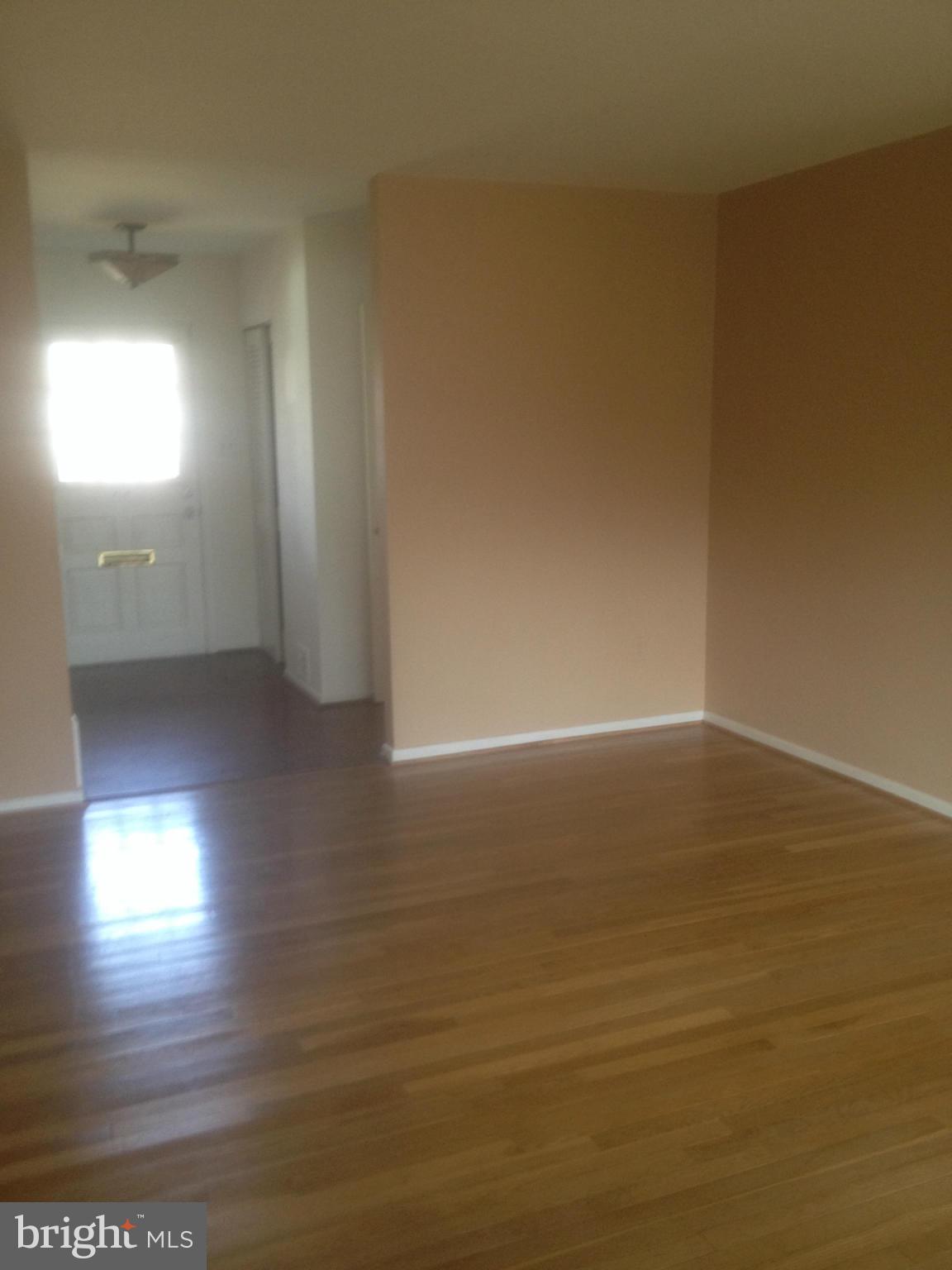 6009 Meriwether Lane Springfield, VA 22150 - Photo 23 of 30 Family Room