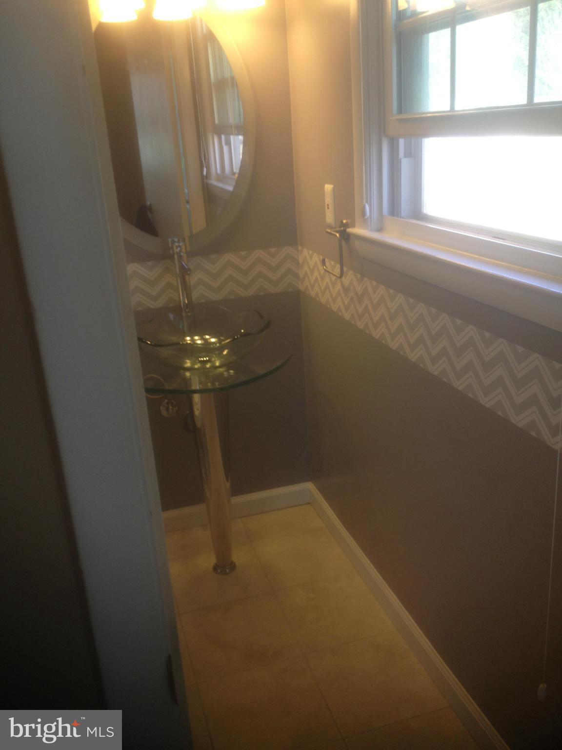 6009 Meriwether Lane Springfield, VA 22150 - Photo 27 of 30 Bath