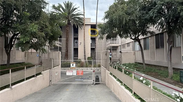 a car parked in a parking garage