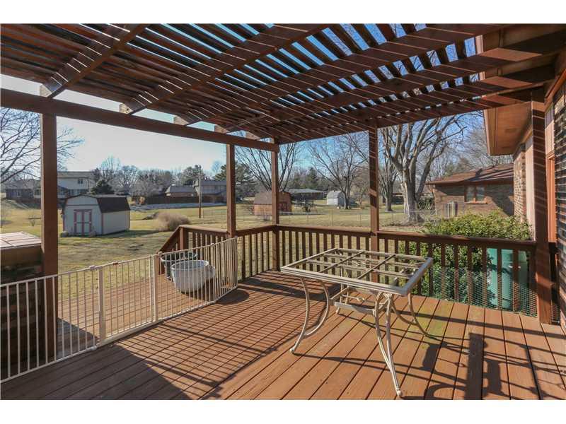 606 Valley Way Road Greenwood, IN 46142 - Photo 18 of 21 Gallery Image 18