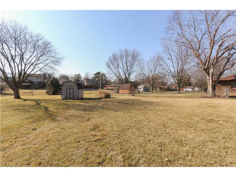 606 Valley Way Road Greenwood, IN 46142 - Photo 19 of 21 Gallery Image 19