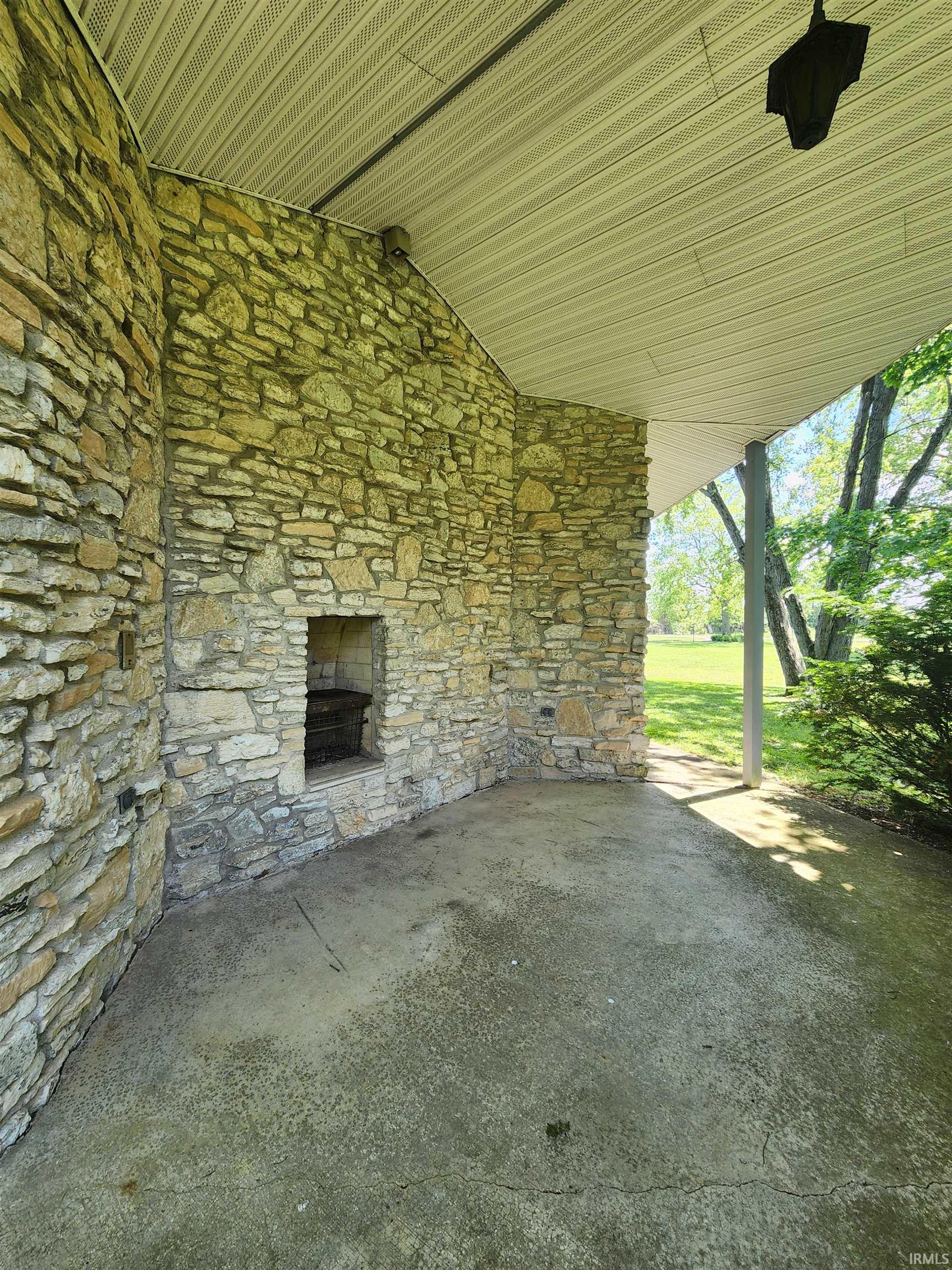 7300 West Nixon Road Yorktown, IN 47396 - Photo 5 of 38