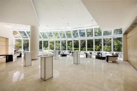 $1,600,000 | 2127 Brickell Avenue, Unit 1805, Miami, FL 33129