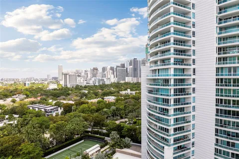 $1,600,000 | 2127 Brickell Avenue, Unit 1805, Miami, FL 33129