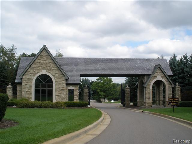 Unit56 Northpointe Ridge Brighton, MI 48114 - Photo 10 of 11 Gated Community