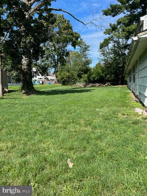 23 Sugarplum Road Levittown, PA 19056 - Photo 5 of 6 Gallery Image 5