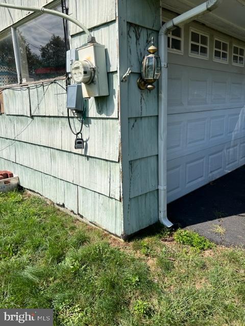 23 Sugarplum Road Levittown, PA 19056 - Photo 6 of 6 Gallery Image 6