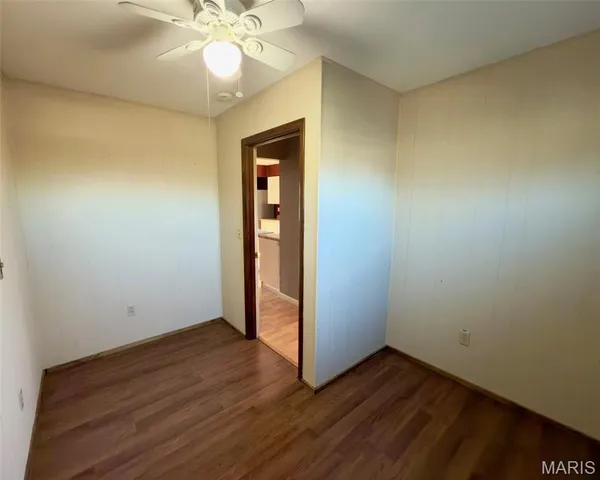 $215,000 | 2061 Ridgeway Drive, Arnold, MO 63010