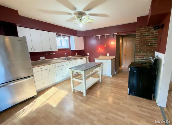 $199,000 | 2061 Ridgeway Drive, Arnold, MO 63010