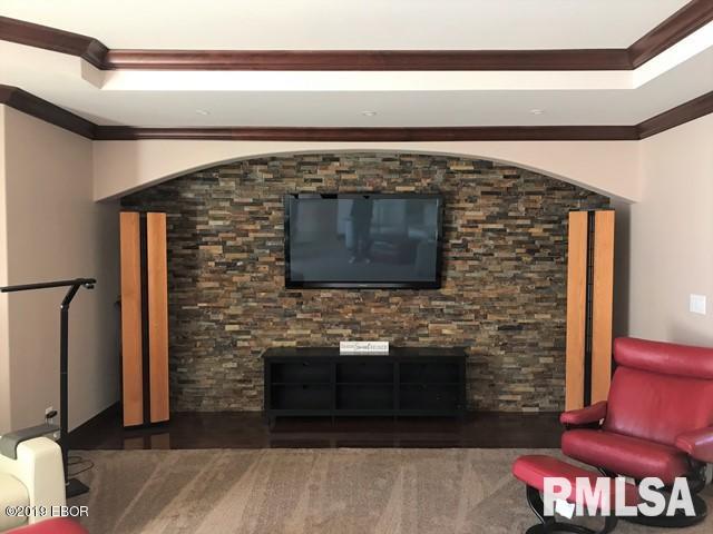 11768 Strawberry Road Carbondale, IL 62901 - Photo 4 of 50