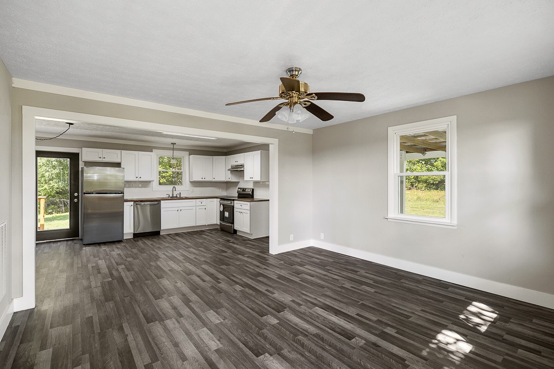 585 John Garrison Road Cookeville, TN 38501 - Photo 7 of 29 Gallery Image 7