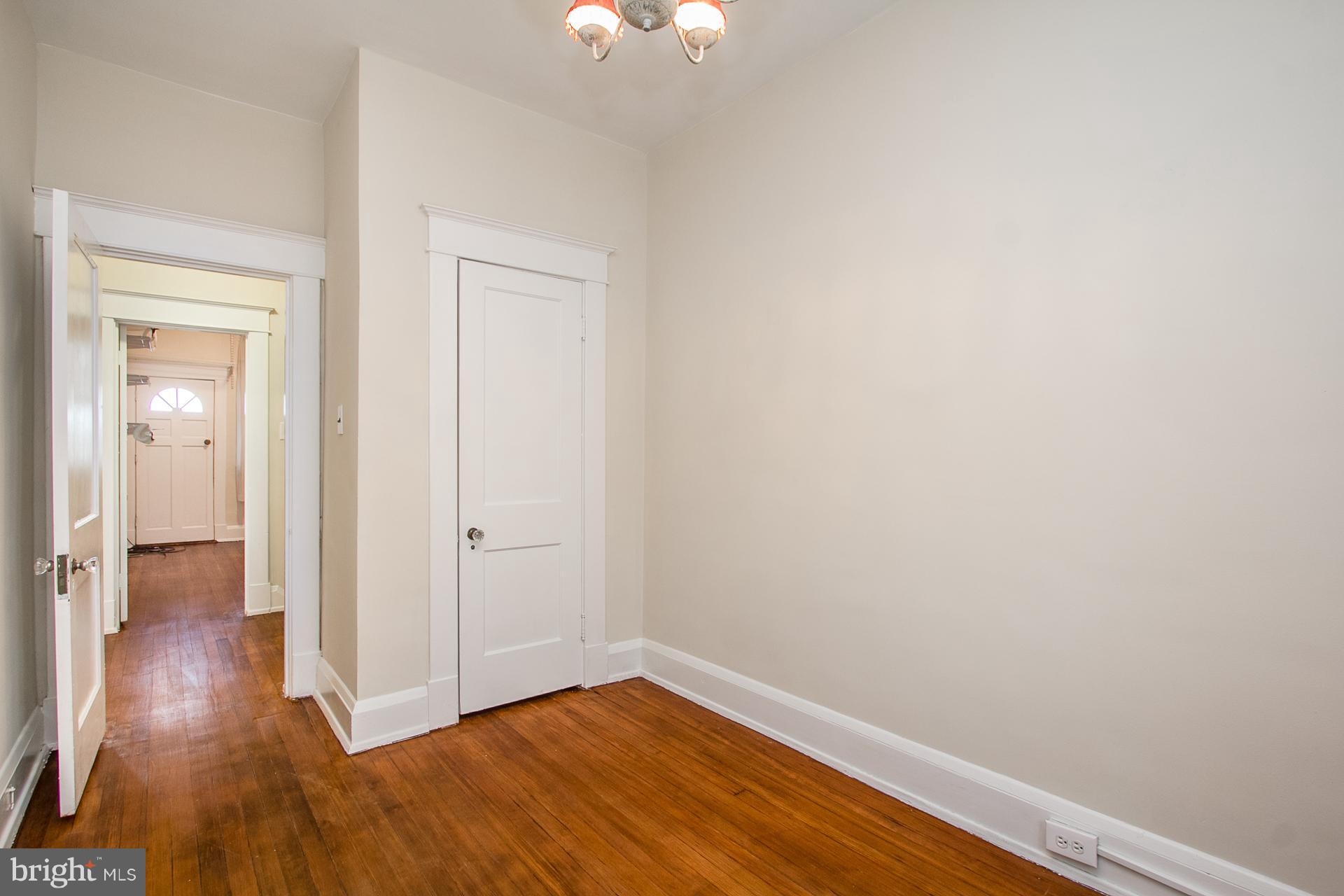 4218 Falls Road Baltimore, MD 21211 - Photo 15 of 30 Bedroom