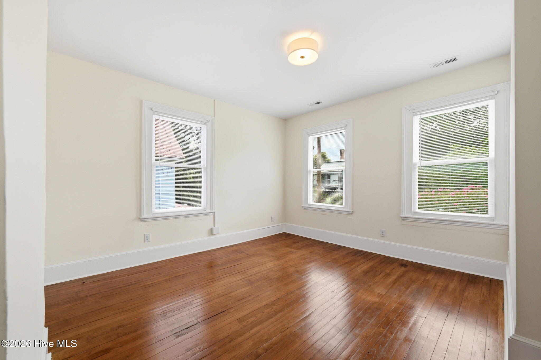511 Middle Street, Unit B New Bern, NC 28560 - Photo 6 of 18