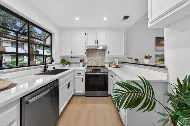 $775,000 | 1400 Bowe Avenue, Unit 1703, Santa Clara, CA 95051