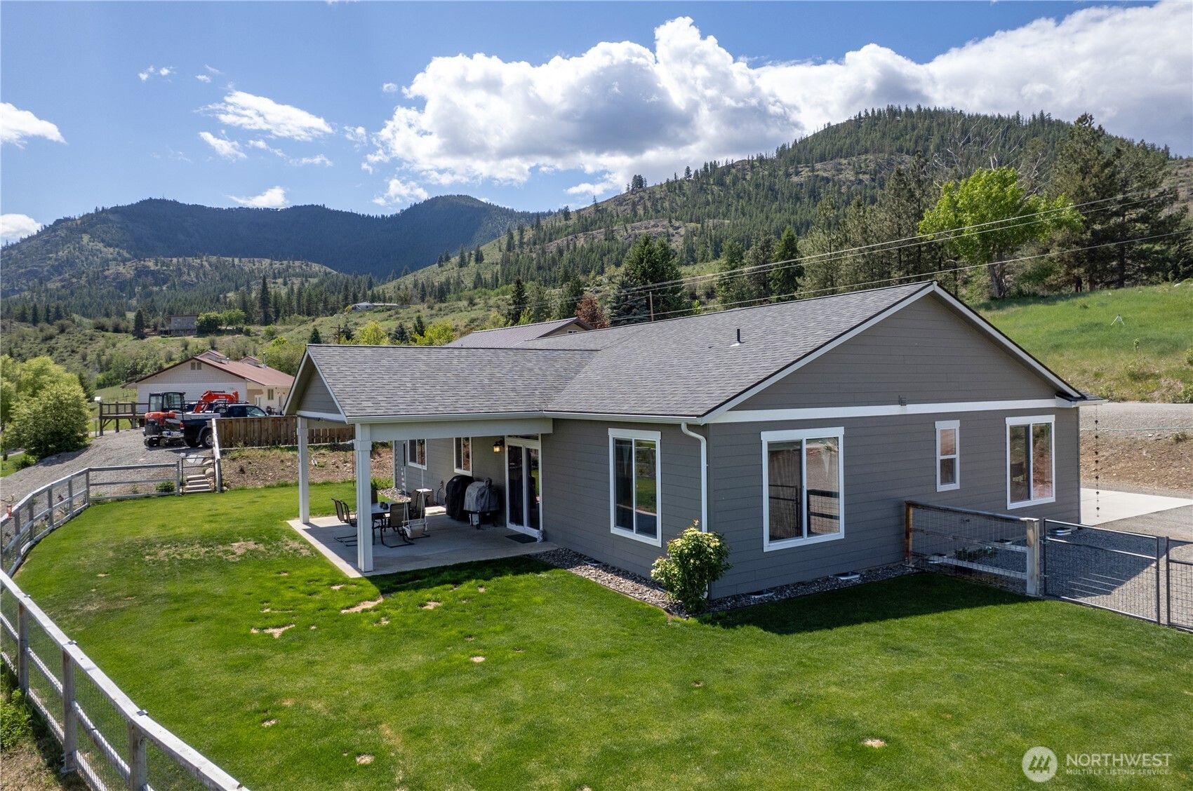 3 Kingfisher Road Twisp, WA 98856 - Photo 4 of 40