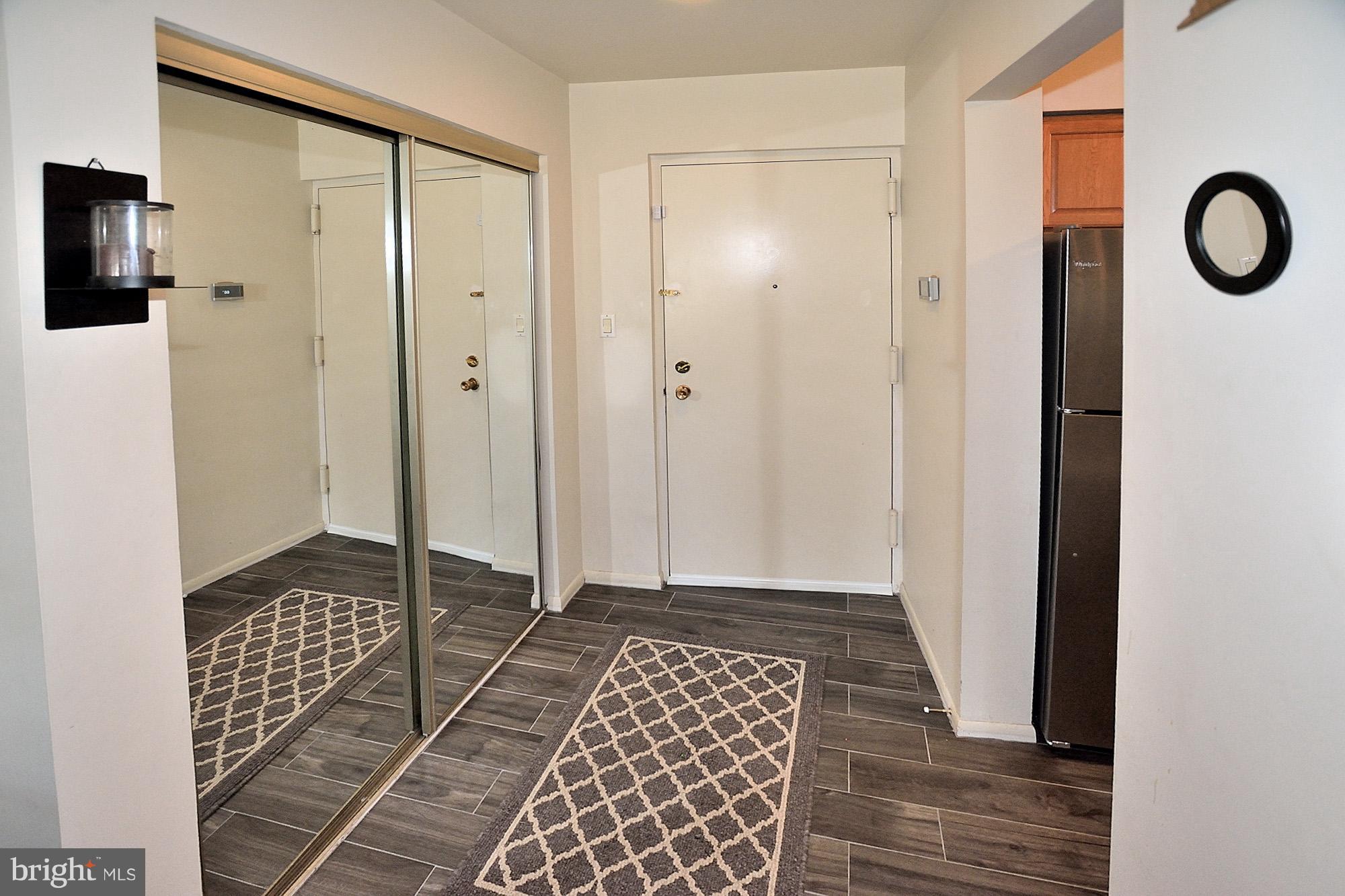 5822 Royal Ridge Drive, Unit M Springfield, VA 22152 - Photo 14 of 16 ENTRANCE