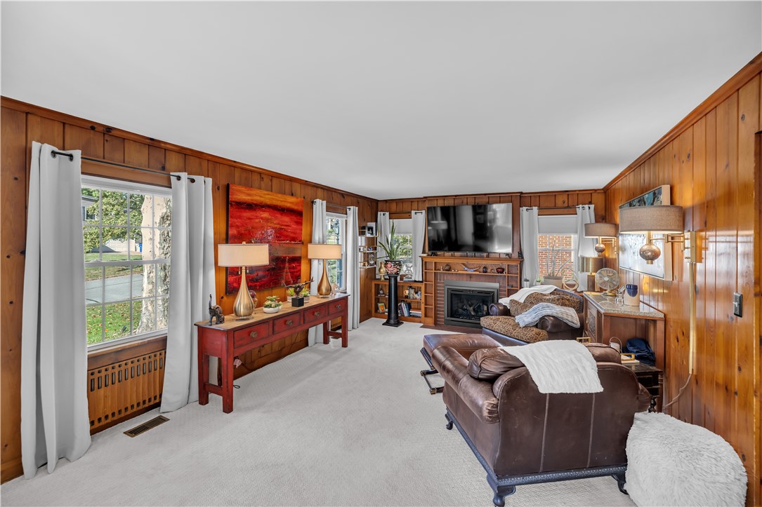 310 South Glencoe Avenue Decatur, IL 62522 - Photo 3 of 29
